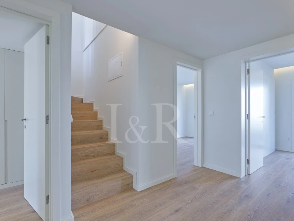 Apartamento T4 para Venda em Colares Foto 27