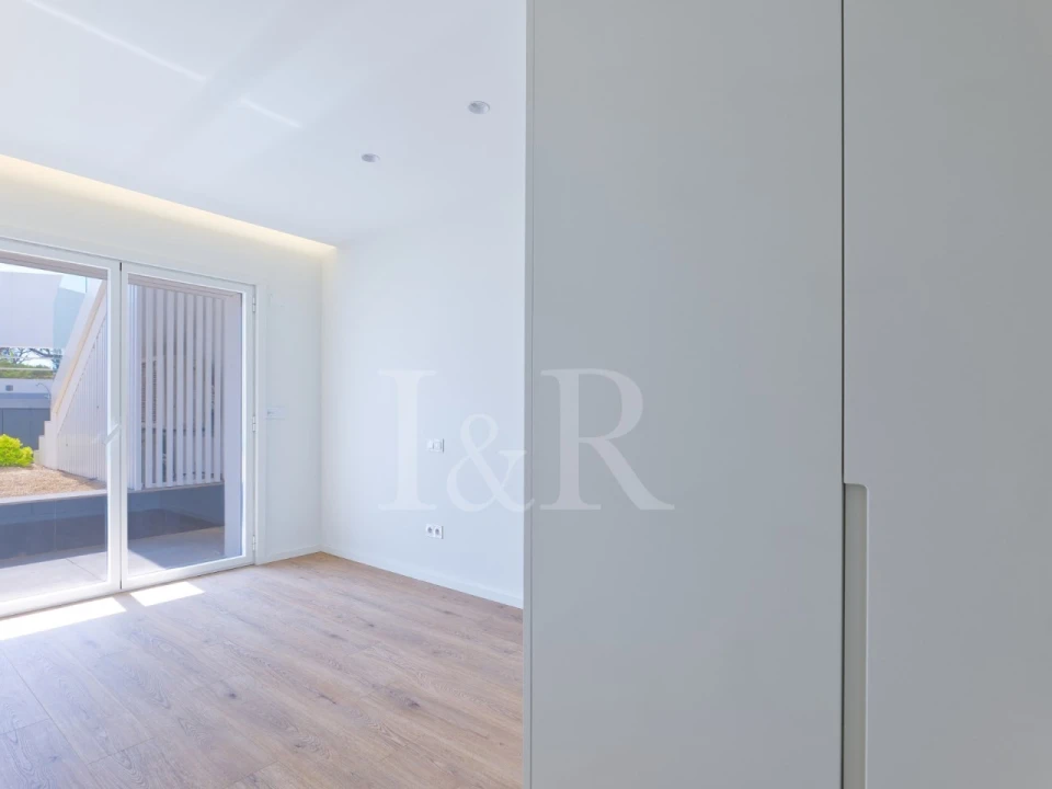 Apartamento T4 para Venda em Colares Foto 40