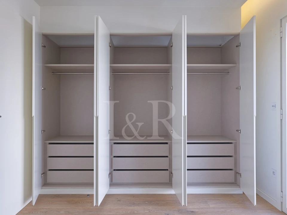 Apartamento T4 para Venda em Colares Foto 47