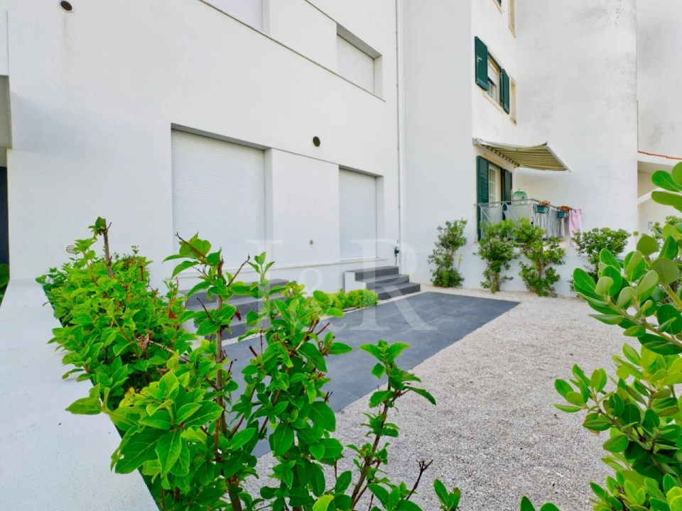 Apartamento T4 para Venda em Colares Foto 44