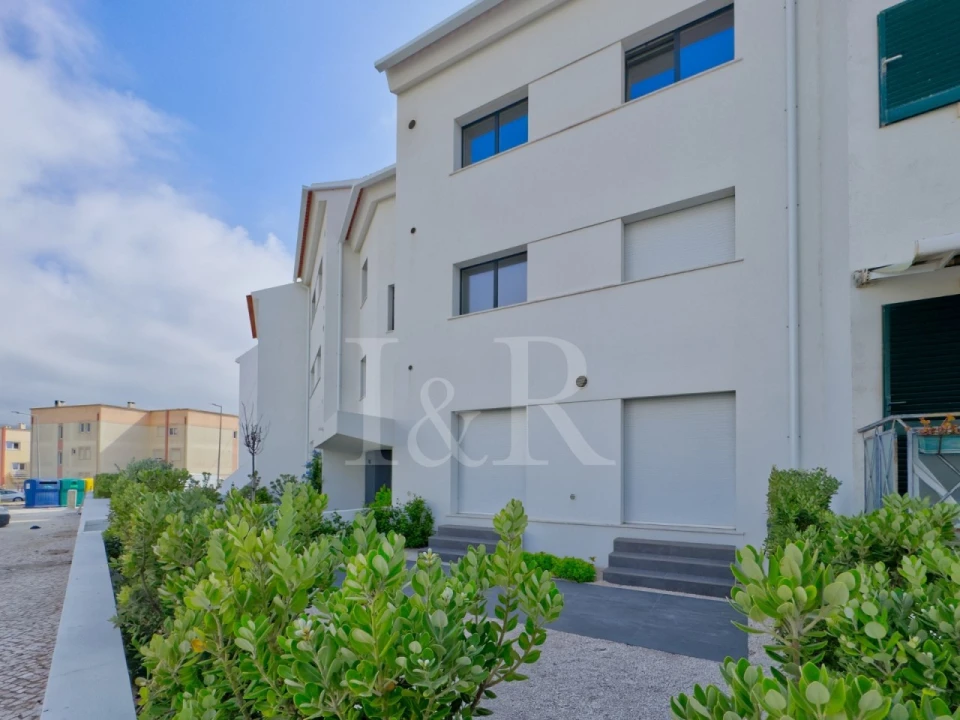 Apartamento T4 para Venda em Colares Foto 58