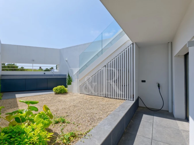 Apartamento T4 para Venda em Colares Foto 4
