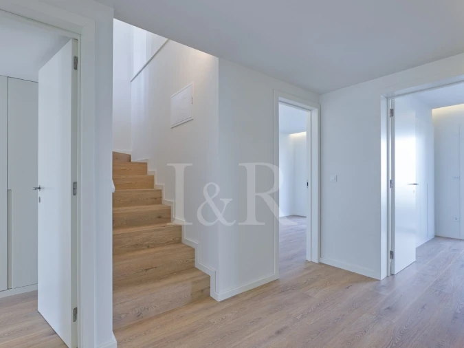 Apartamento T4 para Venda em Colares Foto 27