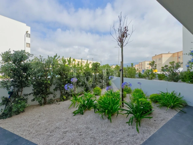 Apartamento T4 para Venda em Colares Foto 53