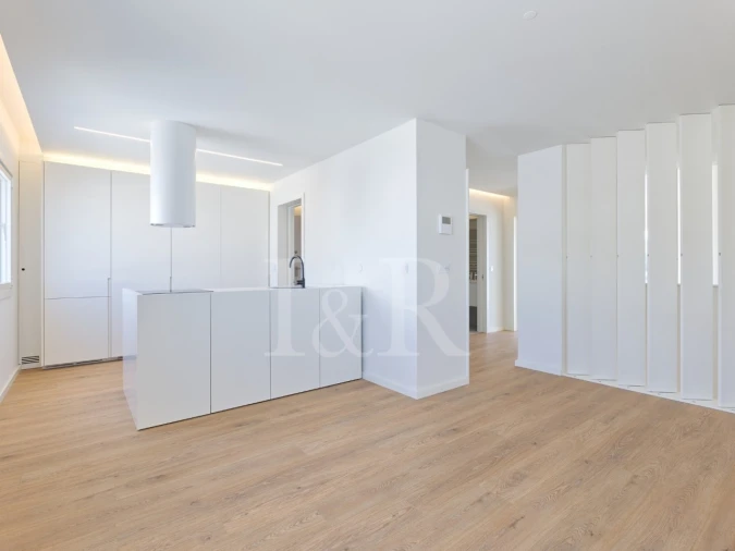 Apartamento T4 para Venda em Colares Foto 11