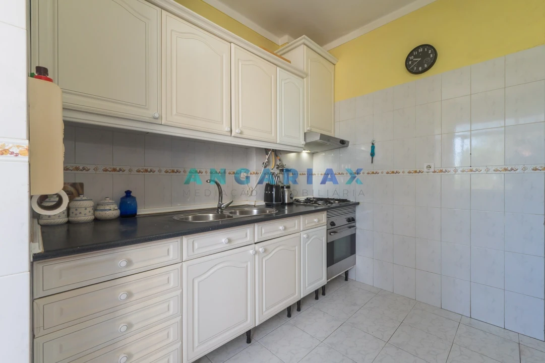 Apartamento T2 para Venda em Massamá e Monte Abraão Foto 9