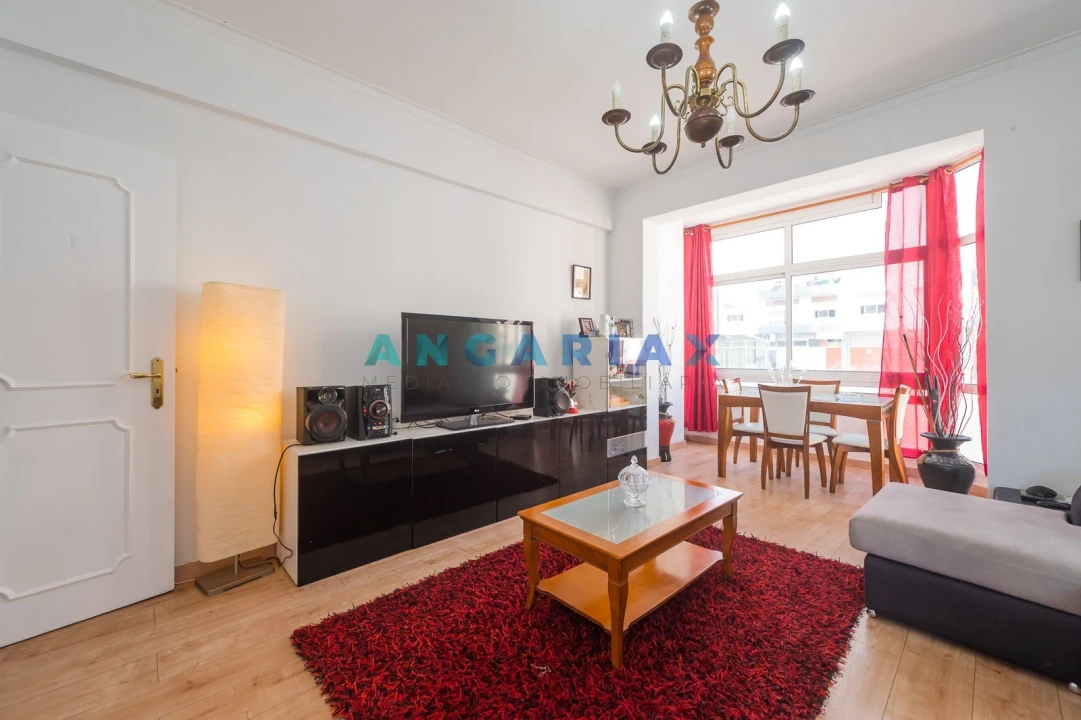 Apartamento T2 para Venda em Massamá e Monte Abraão Foto 26