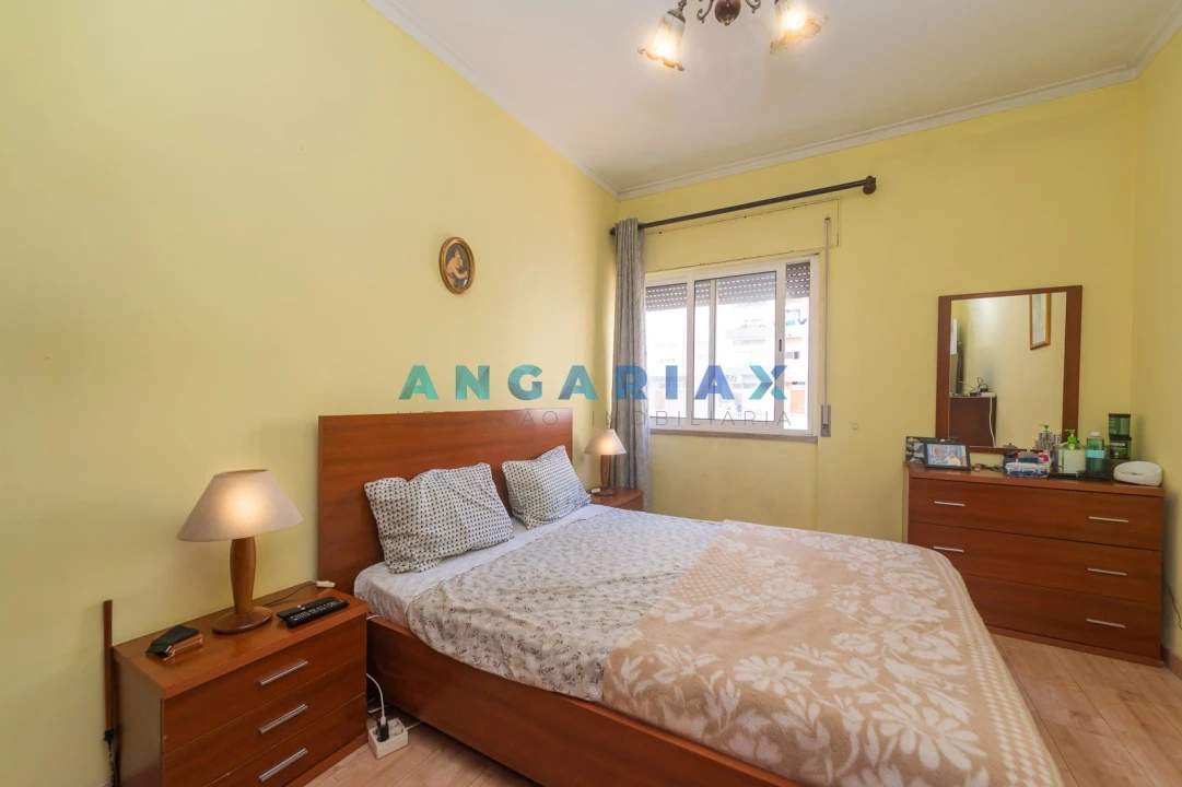 Apartamento T2 para Venda em Massamá e Monte Abraão Foto 32