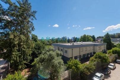 Apartamento T2 para Venda em Massamá e Monte Abraão