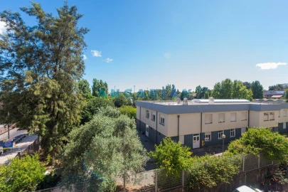 Apartamento T2 para Venda em Massamá e Monte Abraão