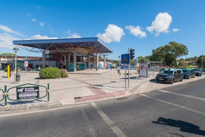 Apartamento T2 para Venda em Massamá e Monte Abraão