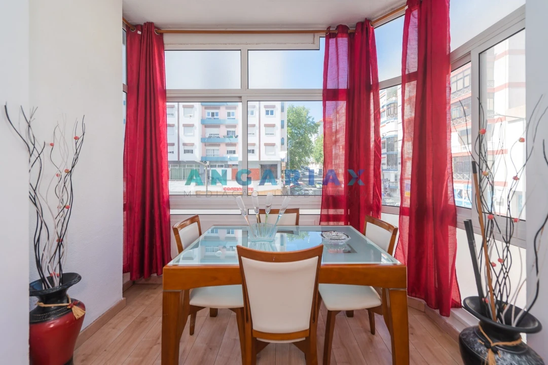 Apartamento T2 para Venda em Massamá e Monte Abraão Foto 30