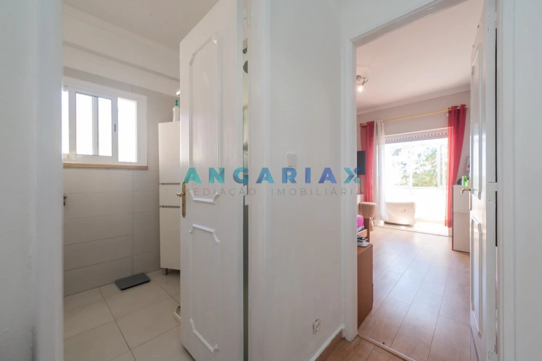 Apartamento T2 para Venda em Massamá e Monte Abraão Foto 20