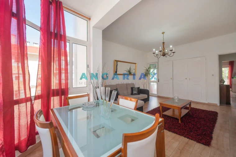 Apartamento T2 para Venda em Massamá e Monte Abraão Foto 2
