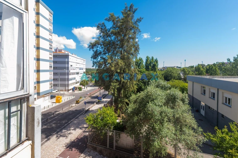 Apartamento T2 para Venda em Massamá e Monte Abraão Foto 15
