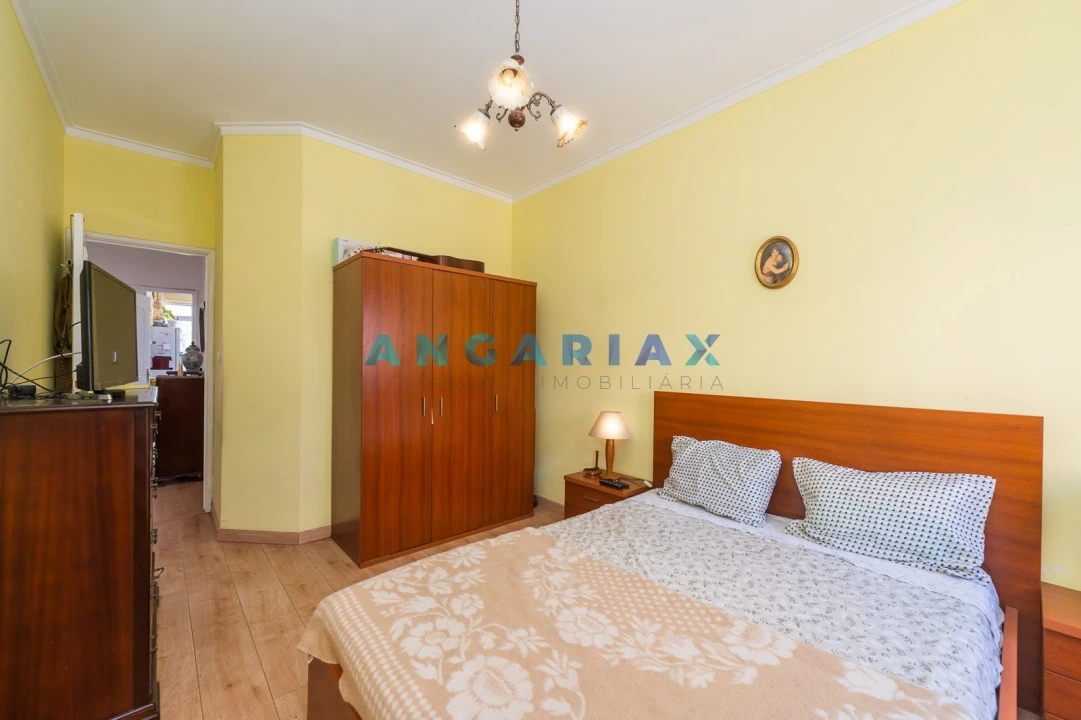 Apartamento T2 para Venda em Massamá e Monte Abraão Foto 35