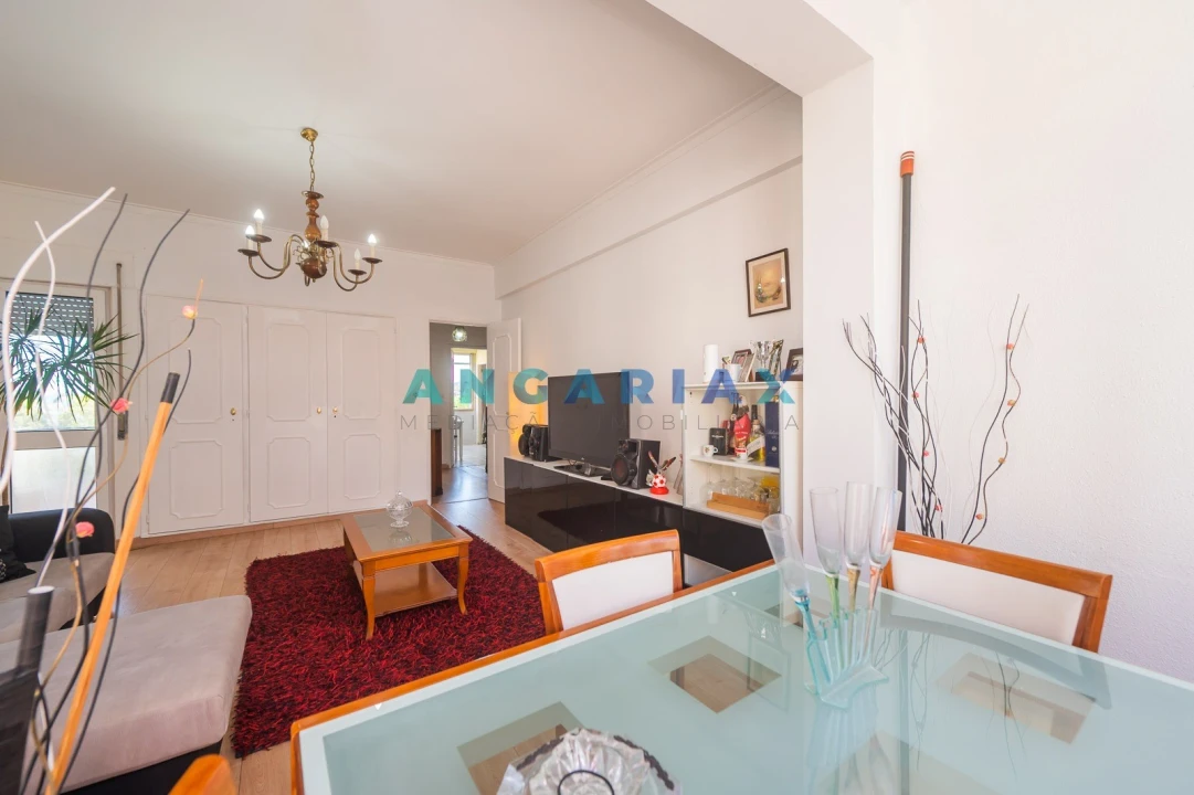 Apartamento T2 para Venda em Massamá e Monte Abraão Foto 28