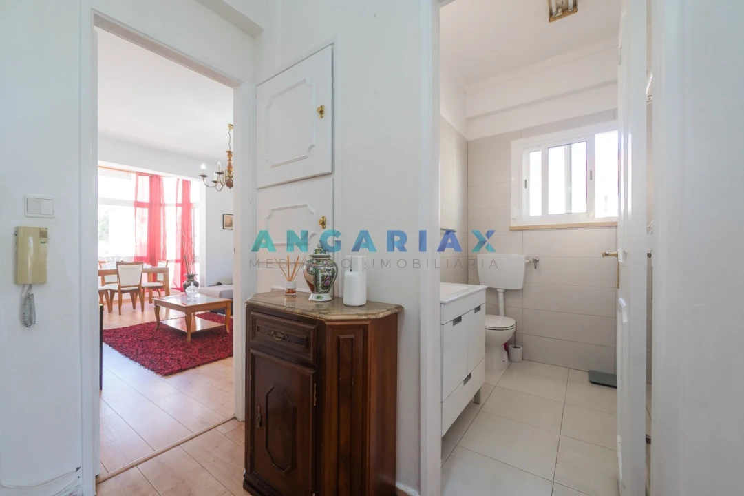 Apartamento T2 para Venda em Massamá e Monte Abraão Foto 25