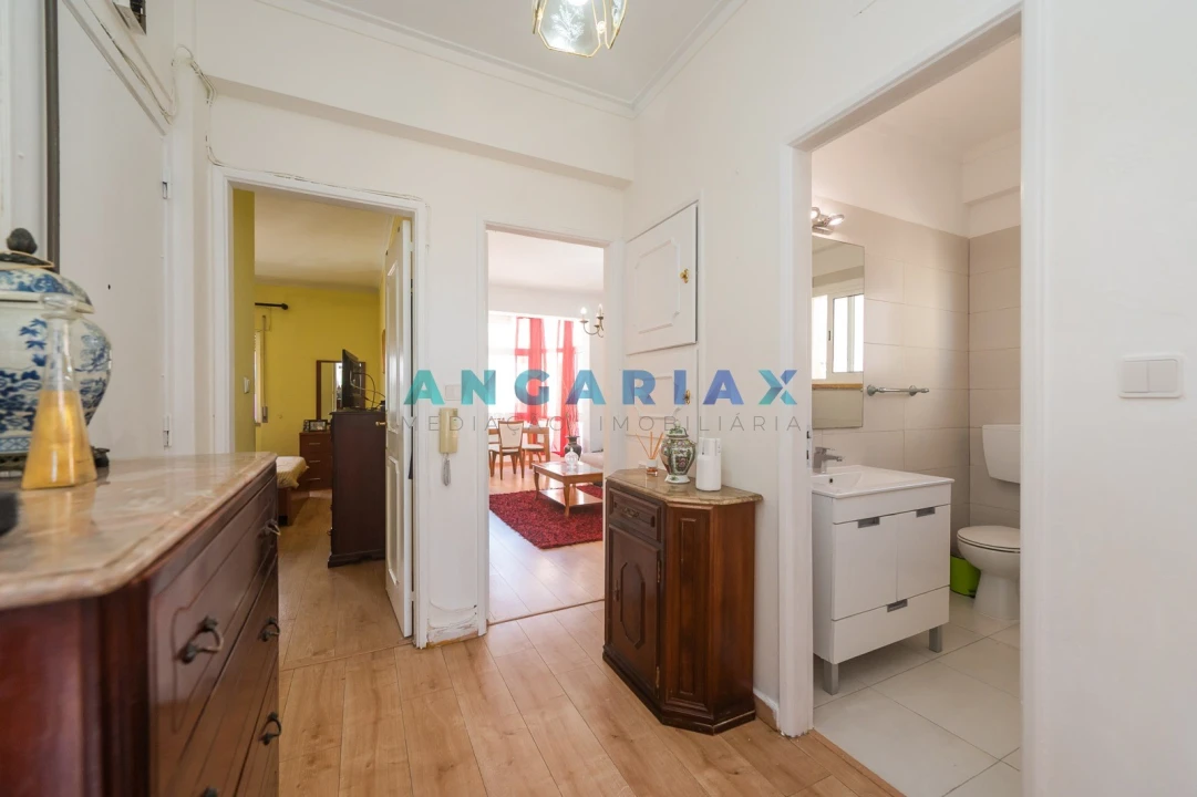 Apartamento T2 para Venda em Massamá e Monte Abraão Foto 19
