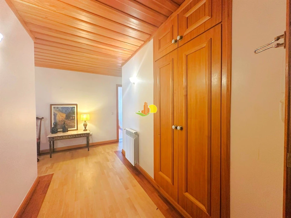 Apartamento T1 para Venda em Buarcos Foto 2