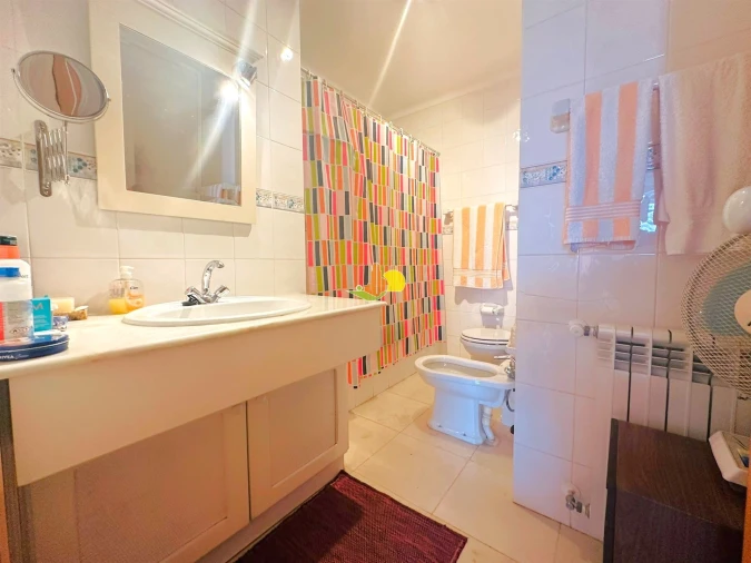 Apartamento T1 para Venda em Buarcos Foto 5