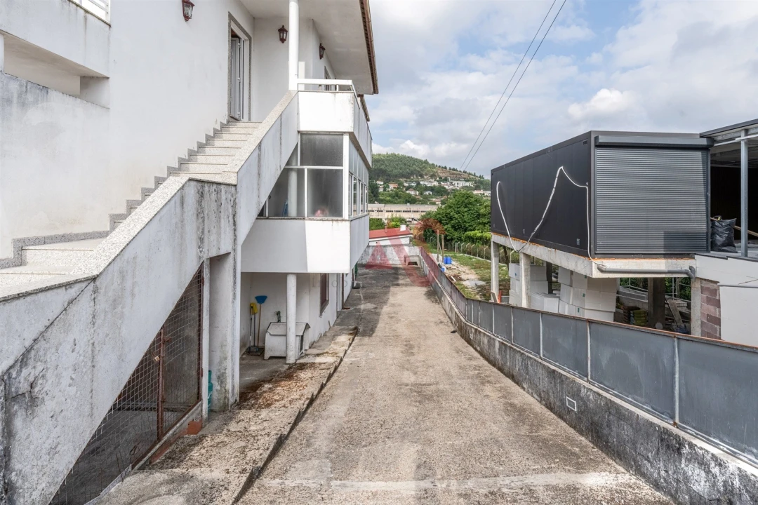 Moradia T3 para Venda em Caldas de Vizela (São Miguel e São João) Foto 17