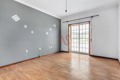 Moradia T3 para Venda em Caldas de Vizela (São Miguel e São João)