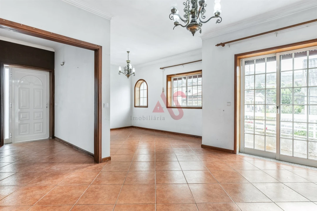 Moradia T3 para Venda em Caldas de Vizela (São Miguel e São João) Foto 4