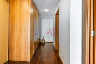 Apartamento T2 para Venda em Caldas de Vizela (São Miguel e São João)
