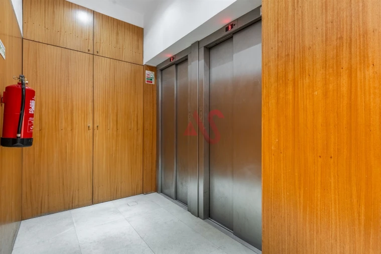 Apartamento T2 para Venda em Caldas de Vizela (São Miguel e São João) Foto 16