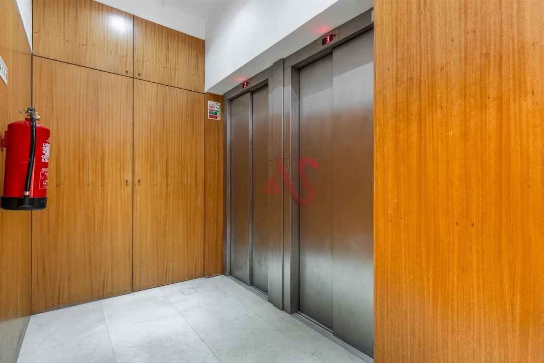 Apartamento T2 para Venda em Caldas de Vizela (São Miguel e São João) Foto 16