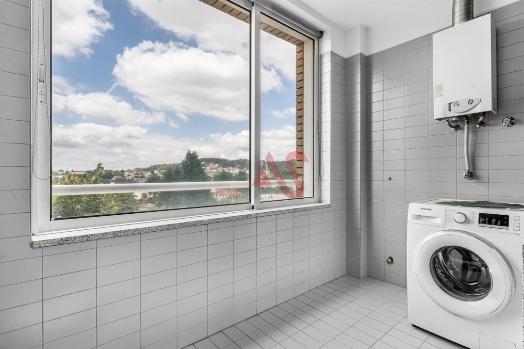 Apartamento T3 para Venda em Moreira de Conegos Foto 14