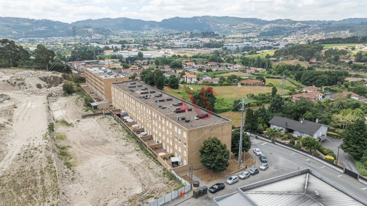 Apartamento T3 para Venda em Moreira de Conegos Foto 4