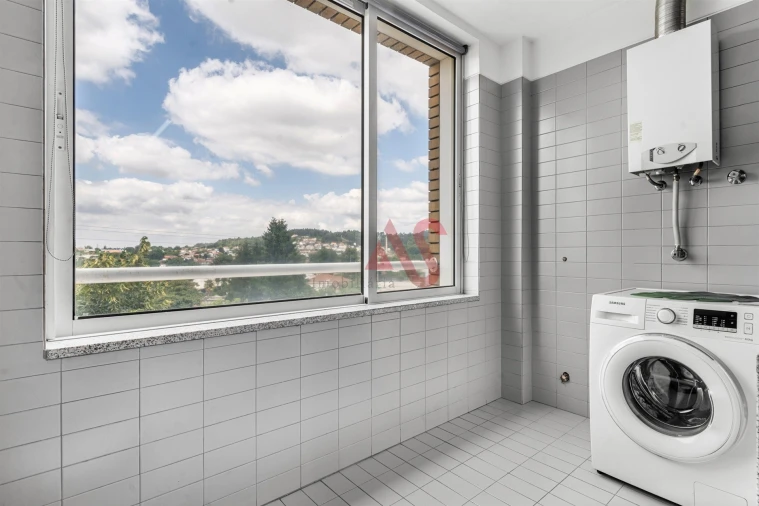 Apartamento T3 para Venda em Moreira de Conegos Foto 14