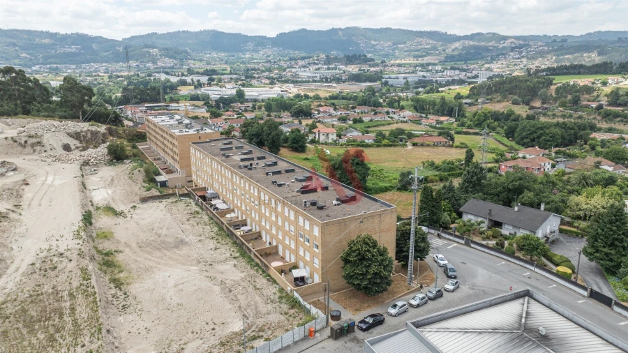 Apartamento T3 para Venda em Moreira de Conegos Foto 4