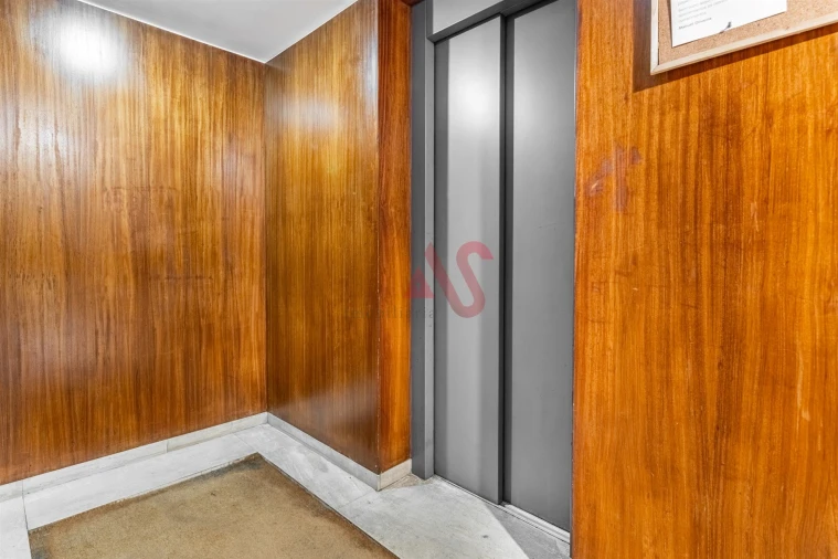 Apartamento T3 para Venda em Moreira de Conegos Foto 6
