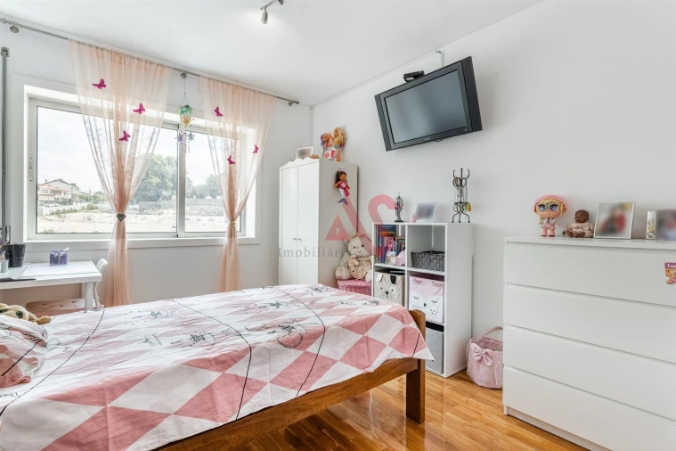 Apartamento T3 para Venda em Moreira de Conegos Foto 18