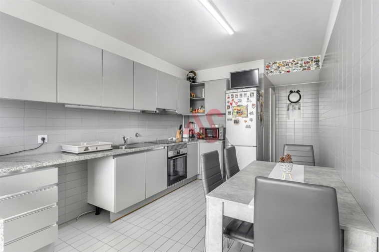 Apartamento T3 para Venda em Moreira de Conegos Foto 13