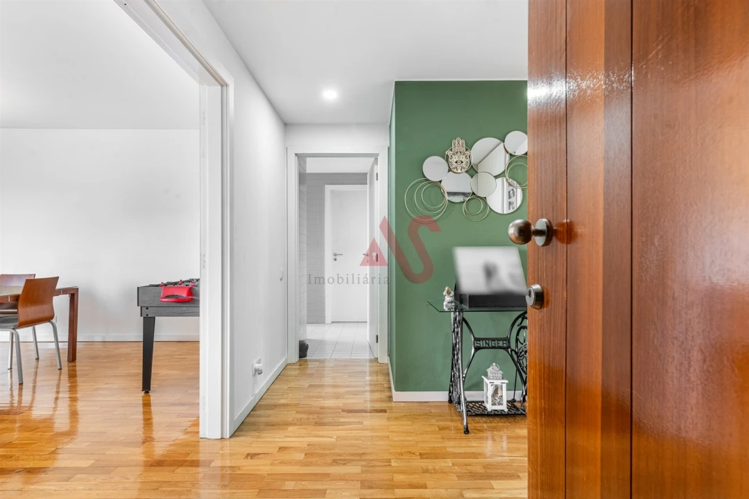 Apartamento T3 para Venda em Moreira de Conegos Foto 7