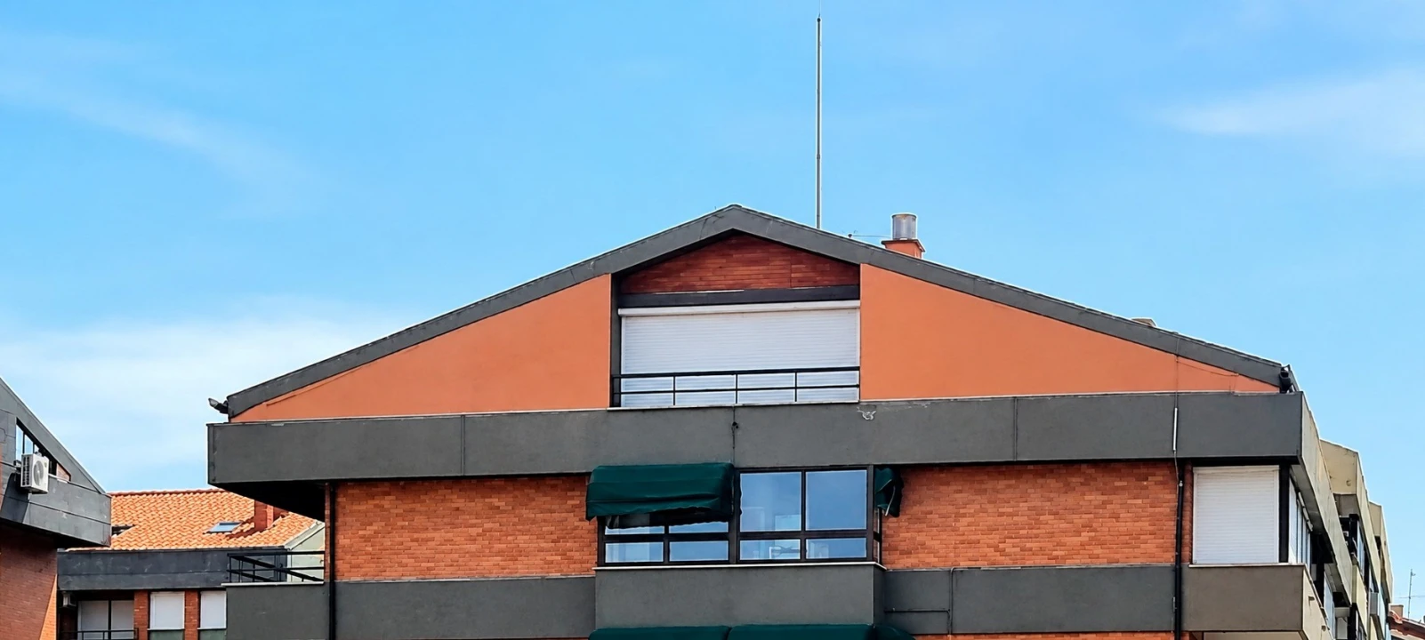 Apartamento T6 para Venda em Santo Antonio dos Olivais Foto 40