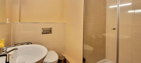 Apartamento T6 para Venda em Santo Antonio dos Olivais