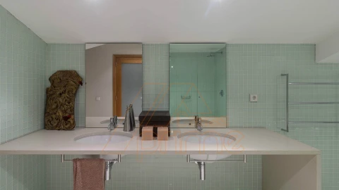 Apartamento T6 para Venda em Santo Antonio dos Olivais