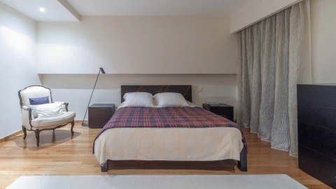 Apartamento T6 para Venda em Santo Antonio dos Olivais