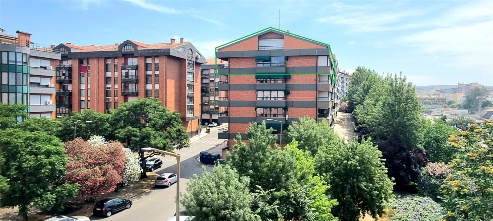 Apartamento T6 para Venda em Santo Antonio dos Olivais Foto 39