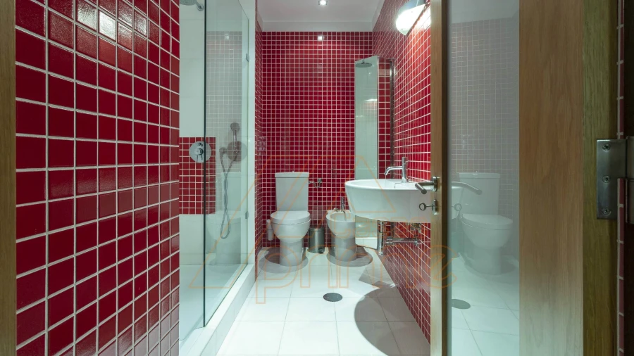 Apartamento T6 para Venda em Santo Antonio dos Olivais Foto 37