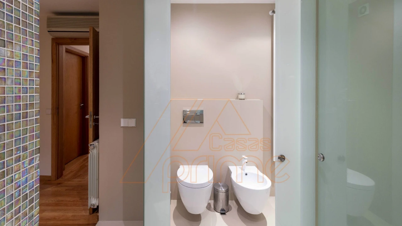Apartamento T6 para Venda em Santo Antonio dos Olivais Foto 18