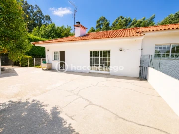 Moradia T3 para Arrendamento em Tamel (Santa Leocádia) e Vilar do Monte