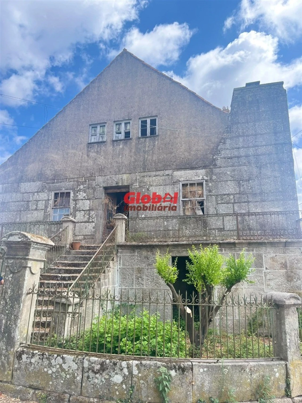 Moradia T0 para Venda em Fragosela Foto 1