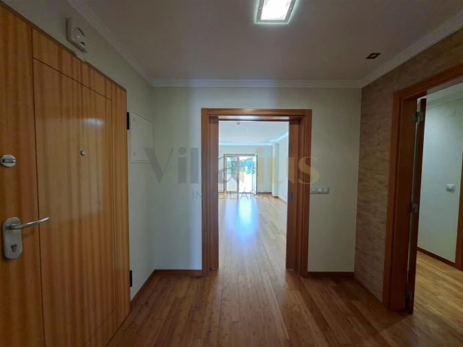 Apartamento T2 para Arrendamento em São João Baptista e Santa Maria dos Olivais Foto 12