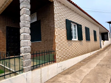 Moradia T4 para Venda em Paços de Brandão